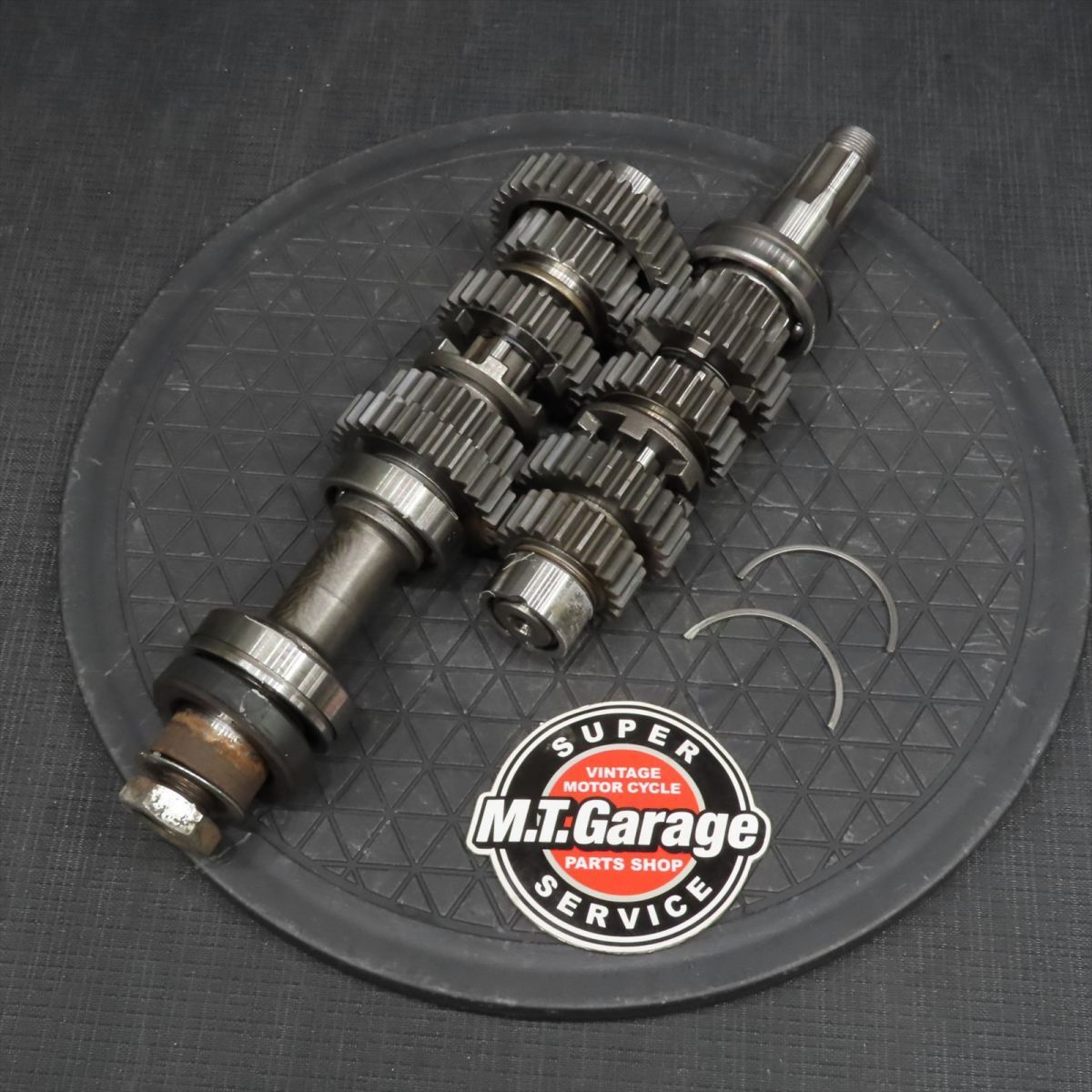カワサキ 500SS H1F マッハ トランスミッション レストアベース【080】 500SS-H-057