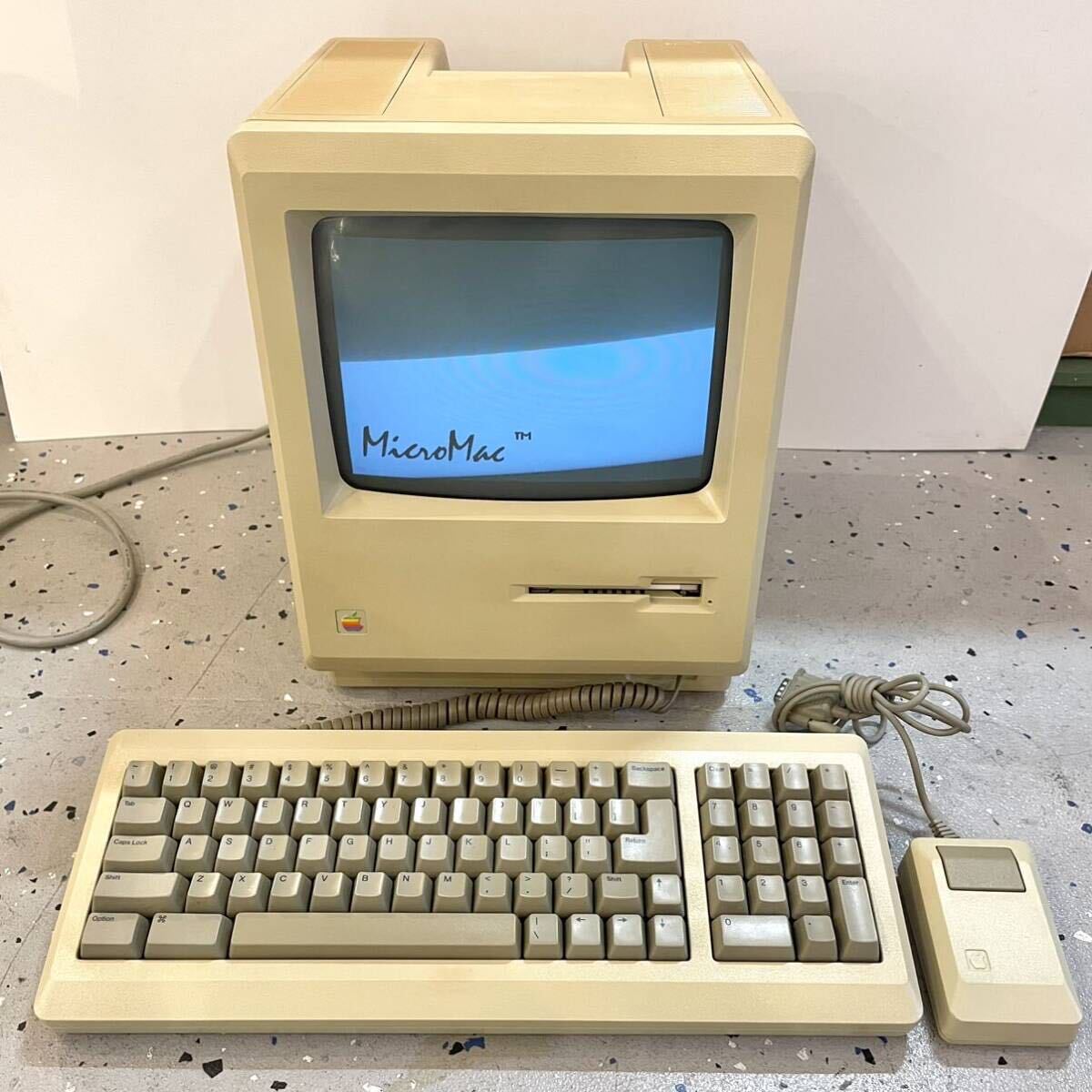 Yahoo!オークション - 通電確認のみ Macintosh Plus 1Mb Apple Yahoo!オークション - 通電確認のみ Macintosh Plus 1Mb Apple