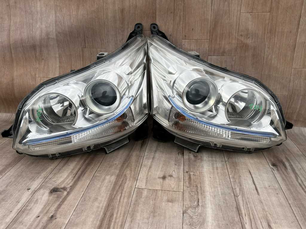 4002 ムーヴ カスタム LA100S ヘッドライト 左右 コイト 100-51060