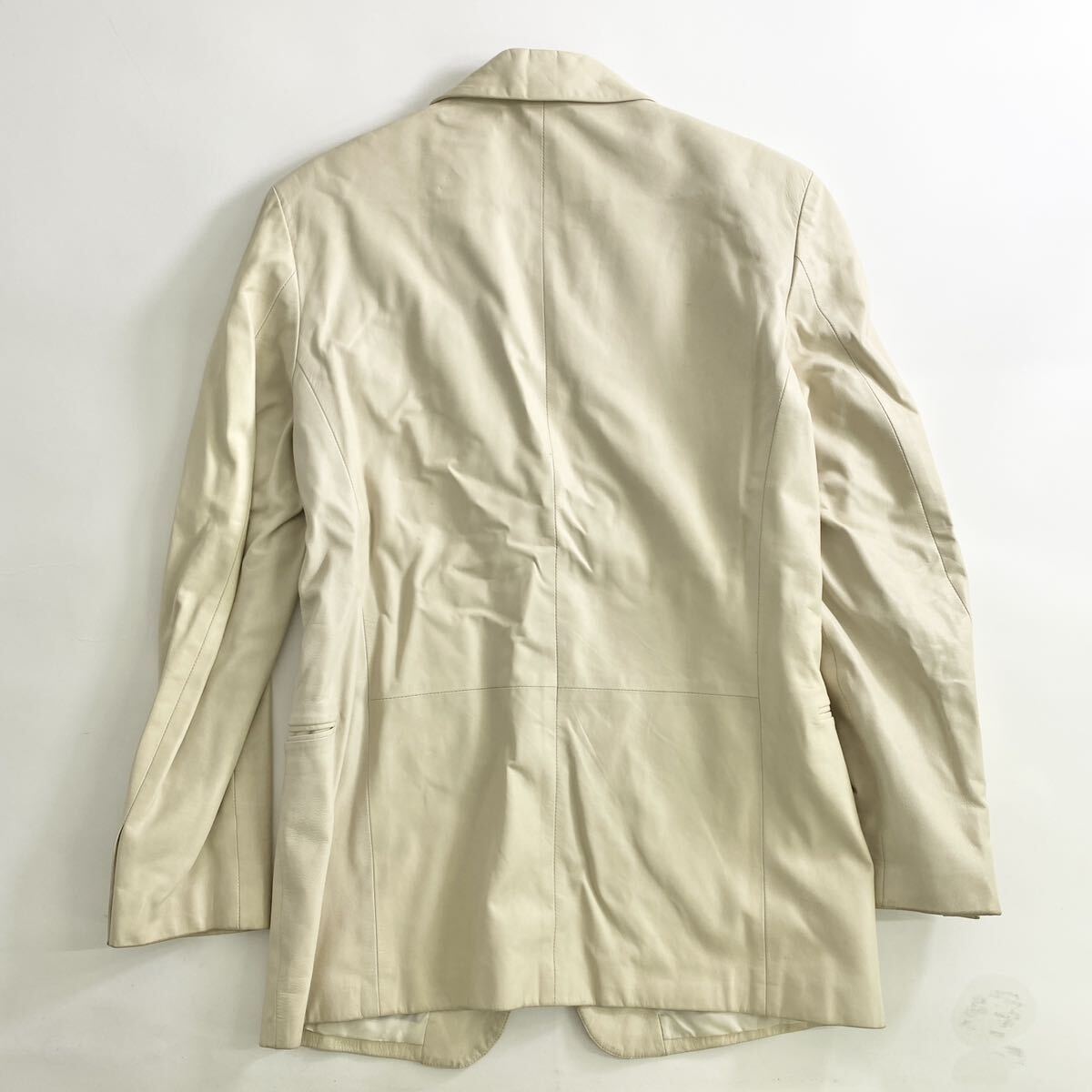 GIANNI VERSACE　テーラードジャケット ベージュ系　　Lサイズ GIANNI VERSACEテーラードジャケット ベージュ系Lサイズ