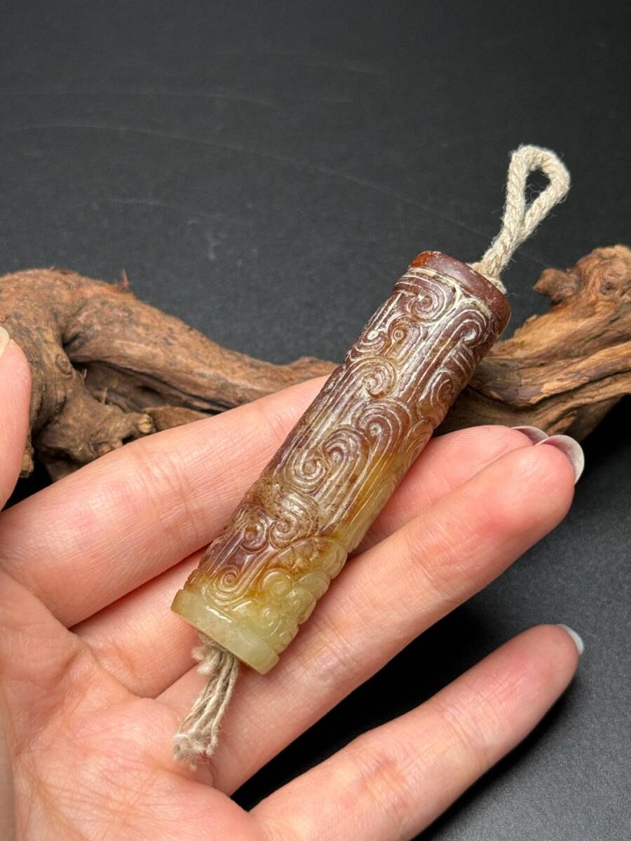 蔵友旧蔵出 和田玉製 細密彫 如意紋 玉勒子 置物 賞 蔵友旧蔵出 和田玉製 細密彫 如意紋 玉勒子 置物 賞