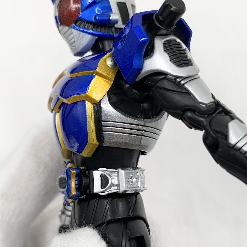 【中古】開封 バンダイ 仮面ライダーカブト S.H.Figuarts 真骨彫製法 仮面ライダーガタック ライダーフォーム[240017638885]
