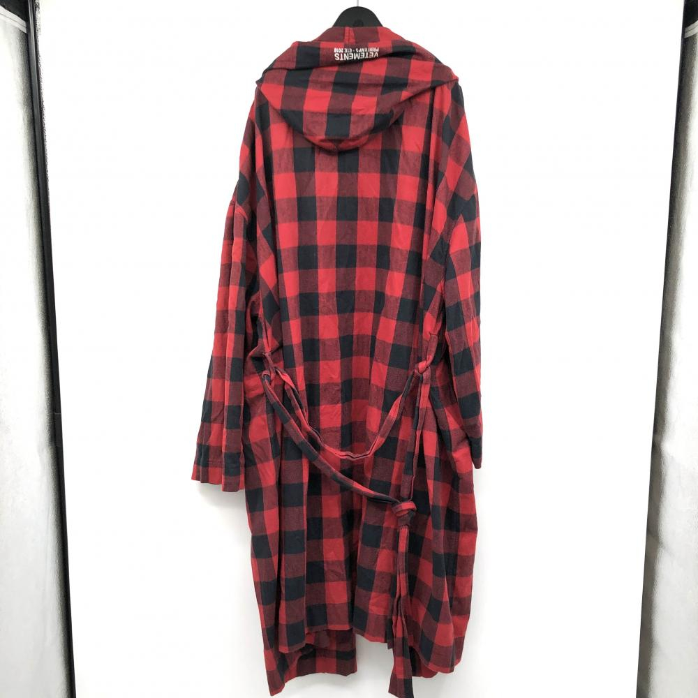 [ б/у ]VETMENTS 18ss Light Flannel robe cort размер L MSS18JA61 красный черный vetomon[240017644848]