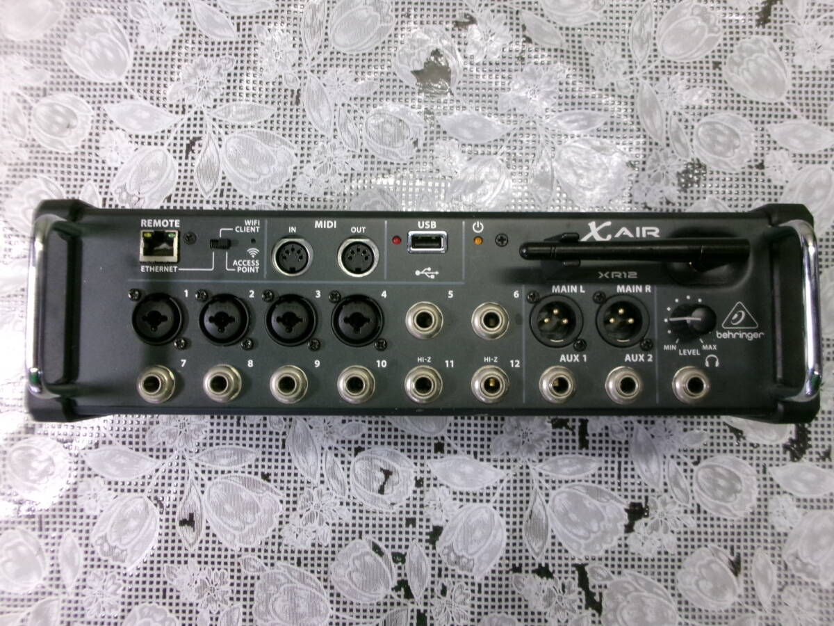 ■X AIR XR12　-01　　BEHRINGERベリンガー デジタルミキサー 12入力 iPad Androidタブレット用 Wifi無線にて簡易動作確認済