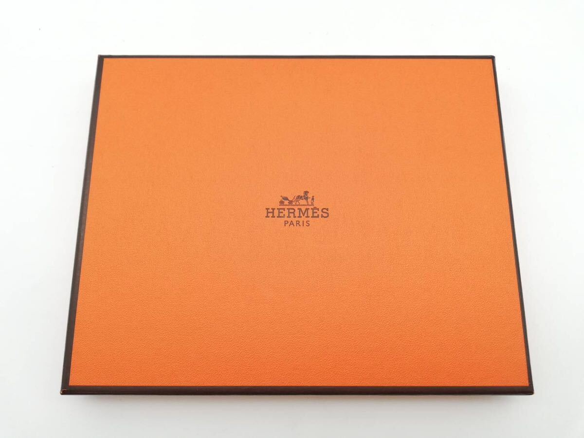 未使用 HERMES シェーヌダンクル スクエアプレート エルメス お 未使用 HERMES シェーヌダンクル スクエアプレート エルメス お