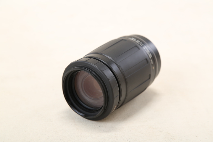 美品 タムロン TAMRON AF100-300mm F5-6.3 TELE-MACROミノルタ用 交換レンズ ズームレンズ_画像1
