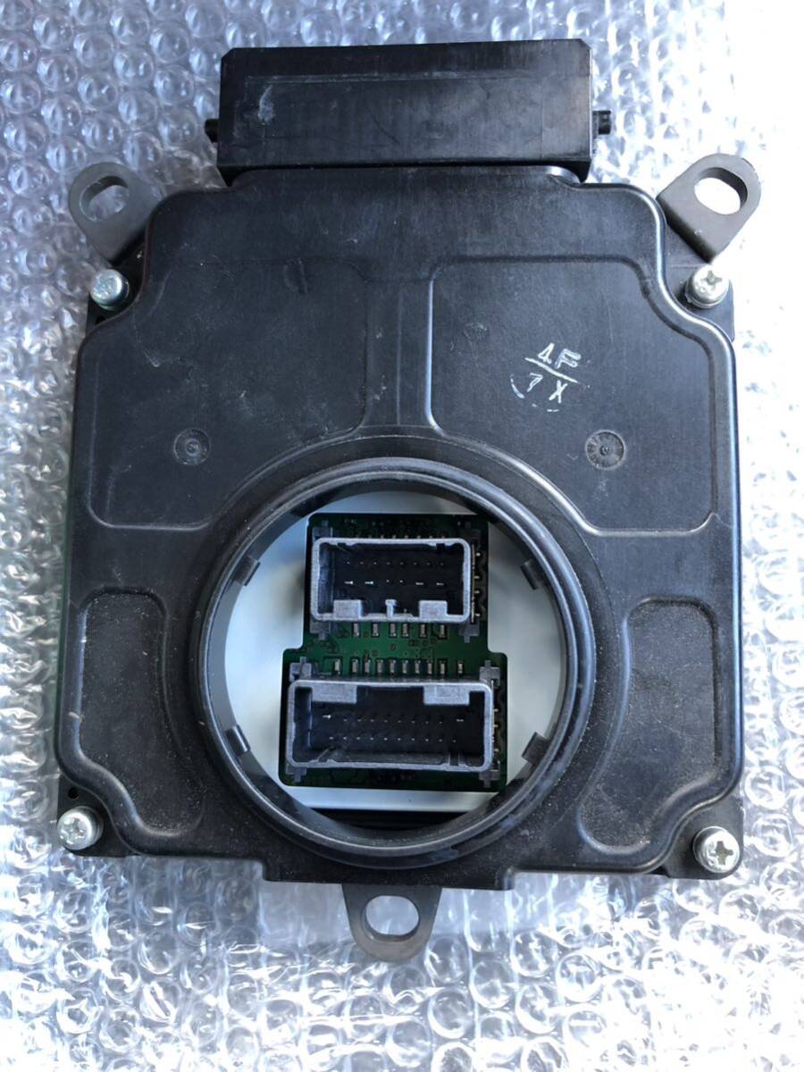 81016-60S10 ランドクルーザープラド TRJ150W ヘッドライト 81016-60S10 ランドクルーザープラド TRJ150W ヘッドライト