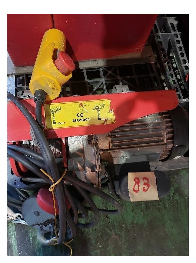 c3A【三重伊賀イイ050403-29】小形ウインチ 荷重500kg 100V つり上げ c3A【三重伊賀イイ050403-29】小形ウインチ 荷重500kg 100V つり上げ