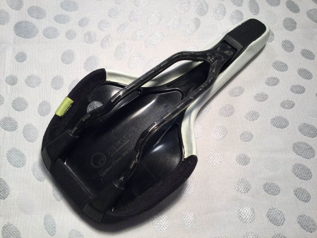 ERGON エルゴン SM3-S Pro Carbon サドル カーボンレール