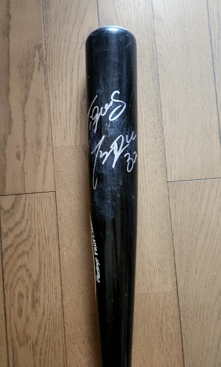 阪神タイガース 32 久慈照嘉選手 直筆サイン入り 実使用 バット 阪神タイガース 32 久慈照嘉選手 直筆サイン入り 実使用 バット