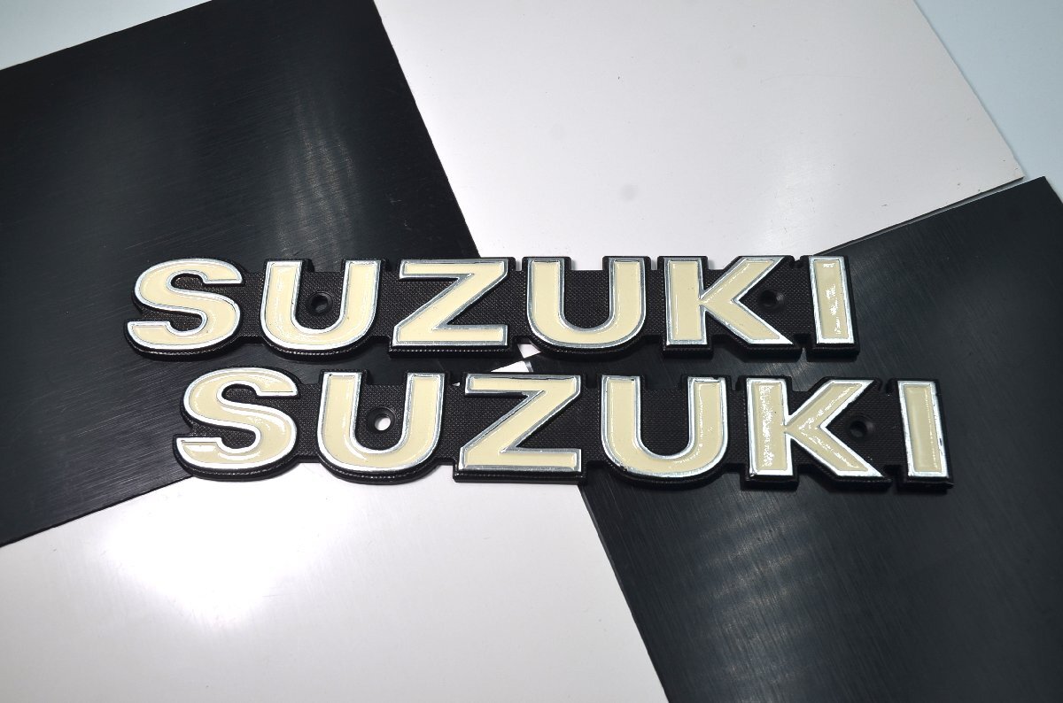 GSX400E Zari valuable dent type tanker emblem 2 pieces set SUZUKI inspection / GS400 GS400E GS425 GSX250E GT380 GT750 Goki Cibie Marshall 