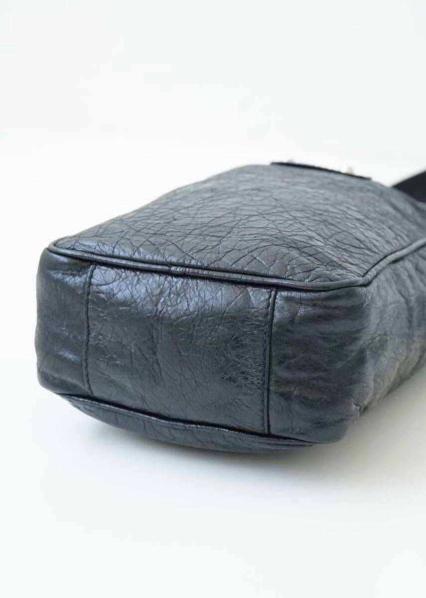 BALENCIAGA バレンシアガ レザーショルダーバッグ レザークロス BALENCIAGA バレンシアガ レザーショルダーバッグ レザークロス