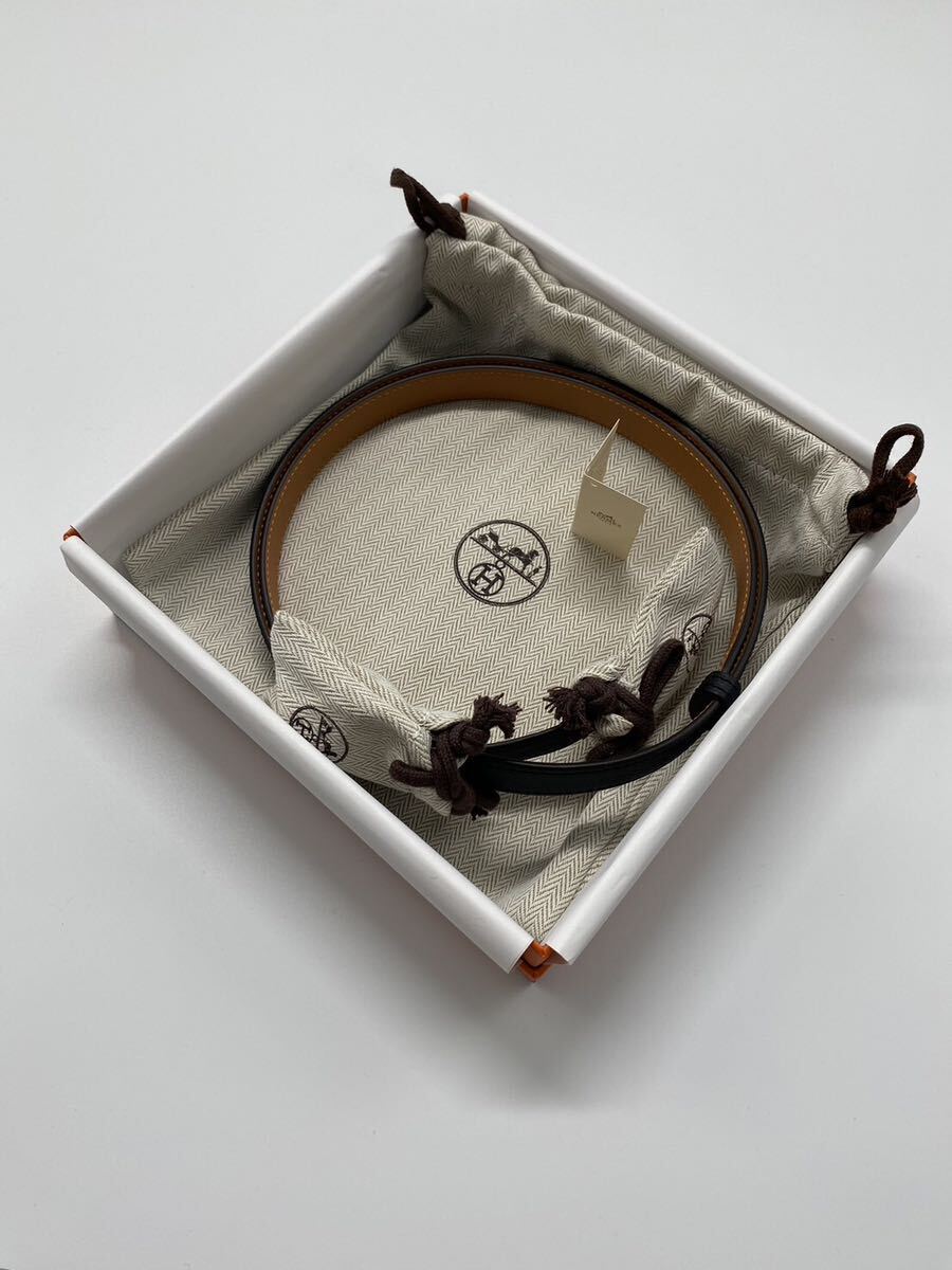 未使用新品】希少 人気 入手困難 刻印W HERMES エルメス レザー 未使用新品】希少 人気 入手困難 刻印W HERMES エルメス レザー