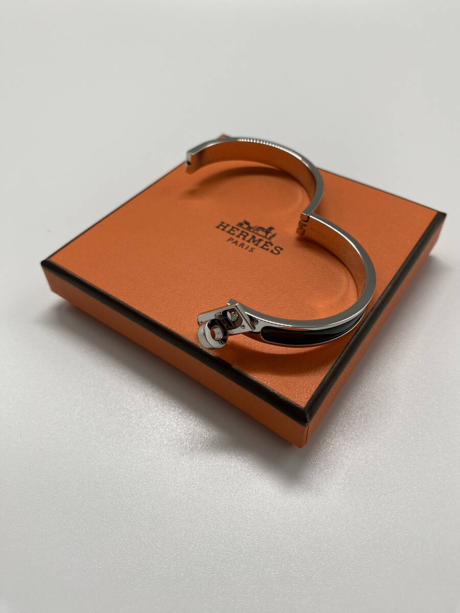 未使用新品】HERMES エルメス エナメルブレスレット《ミニ 未使用新品】HERMES エルメス エナメルブレスレット《ミニ