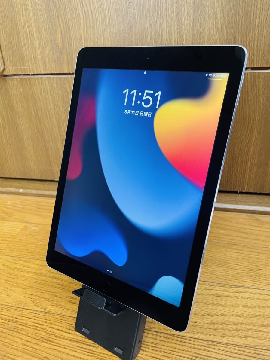 iPad Air2 スペースグレイ Wi-Fiモデル 初期化済み