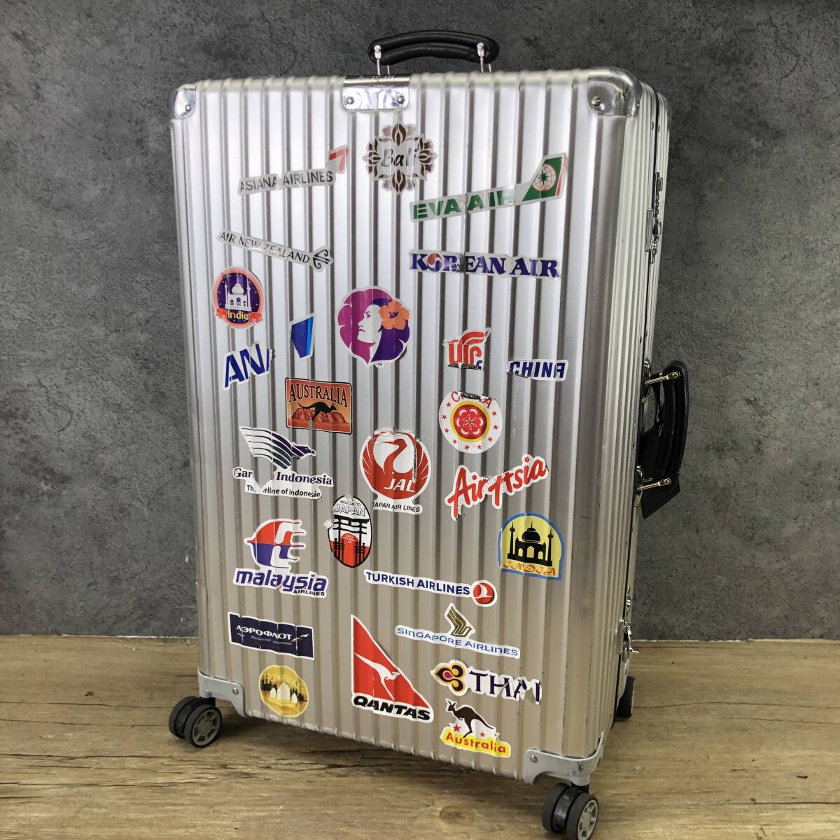 Yahoo!オークション - 1円スタート RIMOWA リモワ CLASSIC CHECK Yahoo!オークション - 1円スタート RIMOWA リモワ CLASSIC CHECK