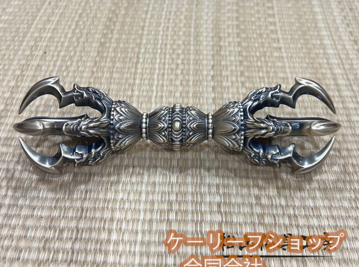 未使用 仏教美術 木製 朱塗り 三宝 2個セット 幅さ21cm 仏具 未使用 仏教美術 木製 朱塗り 三宝 2個セット 幅さ21cm 仏具
