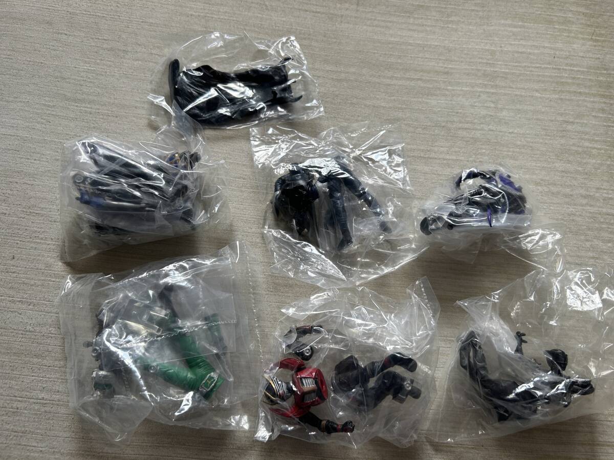 ガシャポン　バンダイ　HG　『仮面ライダー龍騎　アクションポーズ』　全6種セット　内袋未開封品