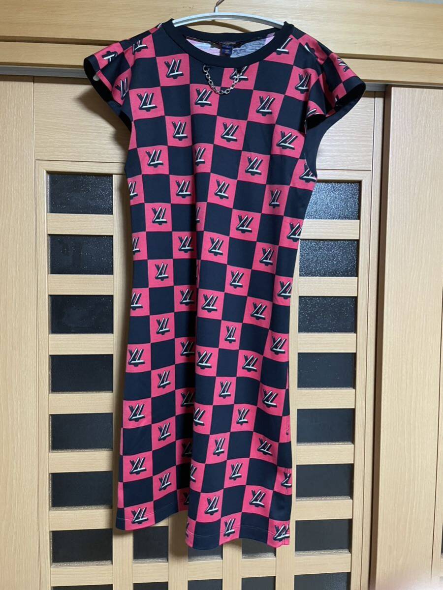 国内正規品 LOUIS VUITTON ルイ ヴィトン RW181B LVロゴ チェック モノグラム　ノースリーブワンピース ブラック レッド レディース S