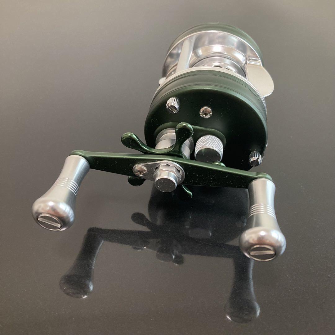 新品】渓流ベイトリール 丸型リール トラウト用 シルバー 新品】渓流ベイトリール 丸型リール トラウト用 シルバー