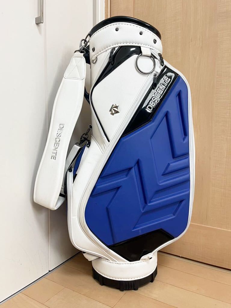 Yahoo!オークション - 1円〜 完売 デサント キャディバッグ Yahoo!オークション - 1円〜 完売 デサント キャディバッグ