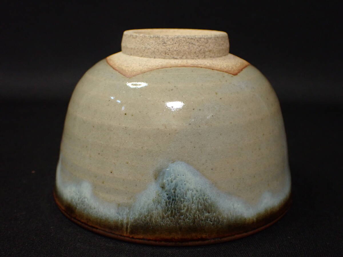近 膳所焼 陽炎園 岩崎新定 造 茶碗③ 掛分茶碗 淡海ぜぜ 共箱入 近 膳所焼 陽炎園 岩崎新定 造 茶碗③ 掛分茶碗 淡海ぜぜ 共箱入