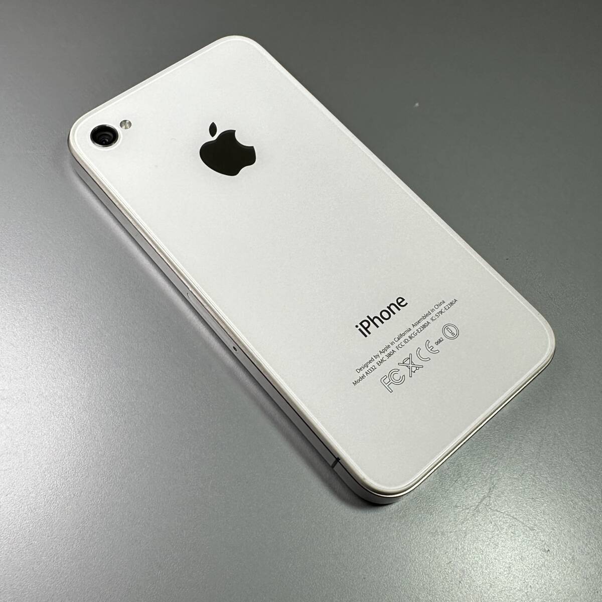ジャンク扱い 訳あり iPhone4 16GB ホワイト 外観良品 SIMロック ジャンク扱い 訳あり iPhone4 16GB ホワイト 外観良品 SIMロック