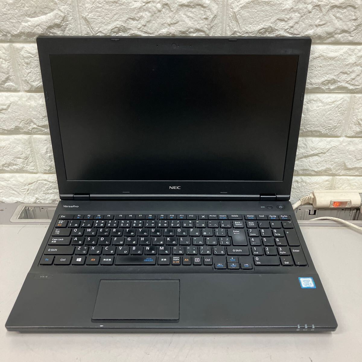 B71 NEC VersaPro VX-4 PC-VKM17XZG4 Core i5 8350U メモり8GB