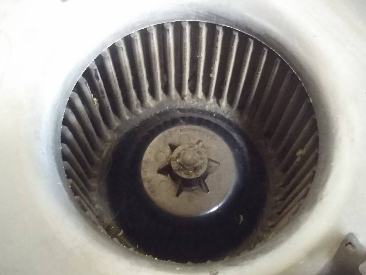 Yahoo!オークション - 三菱電機/ダクト用換気扇/VD-20ZX2-C/18cm Yahoo!オークション - 三菱電機/ダクト用換気扇/VD-20ZX2-C/18cm