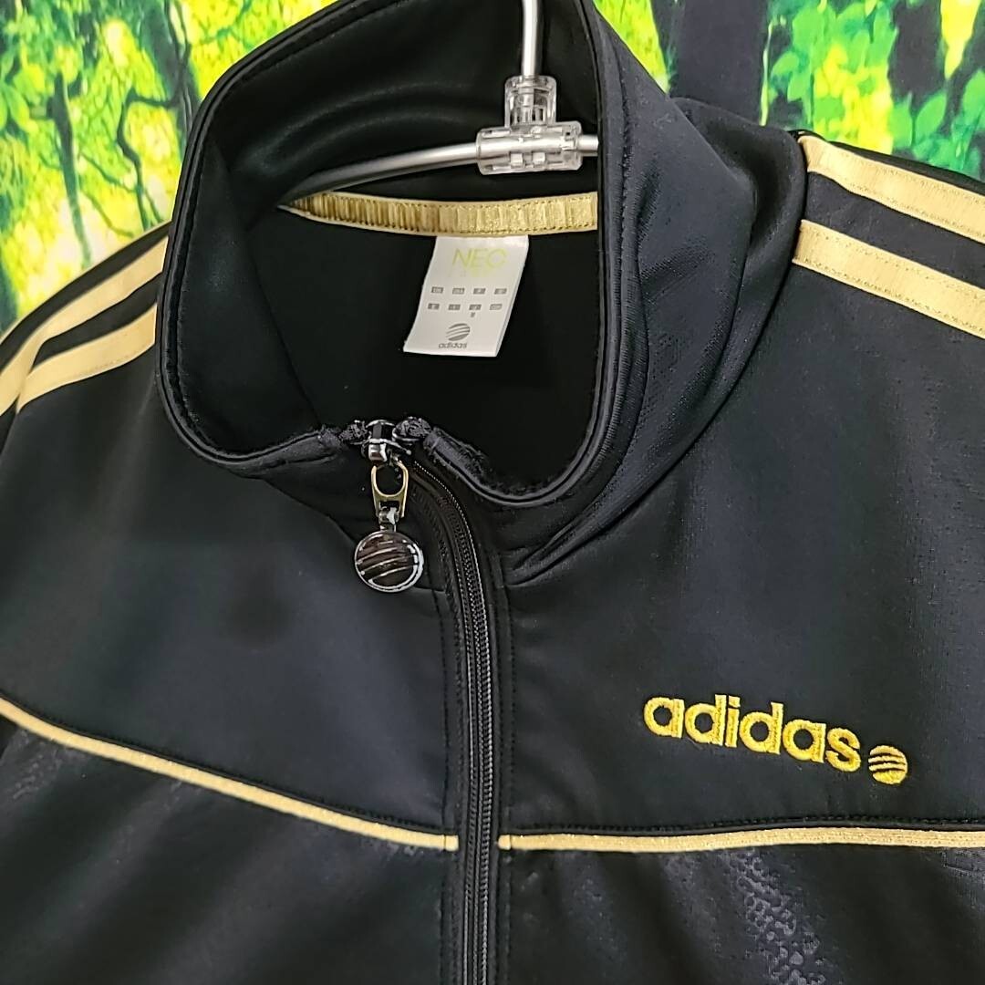 2004年 アディダス adidas 黒 ジャージ パイソン柄 ライン 刺繍 2004年 アディダス adidas 黒 ジャージ パイソン柄 ライン 刺繍