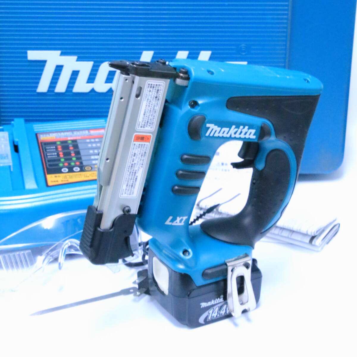 あ//A8168K makita マキタ　14.4V 充電式ピンタッカ　PT350DZK セット　動作品