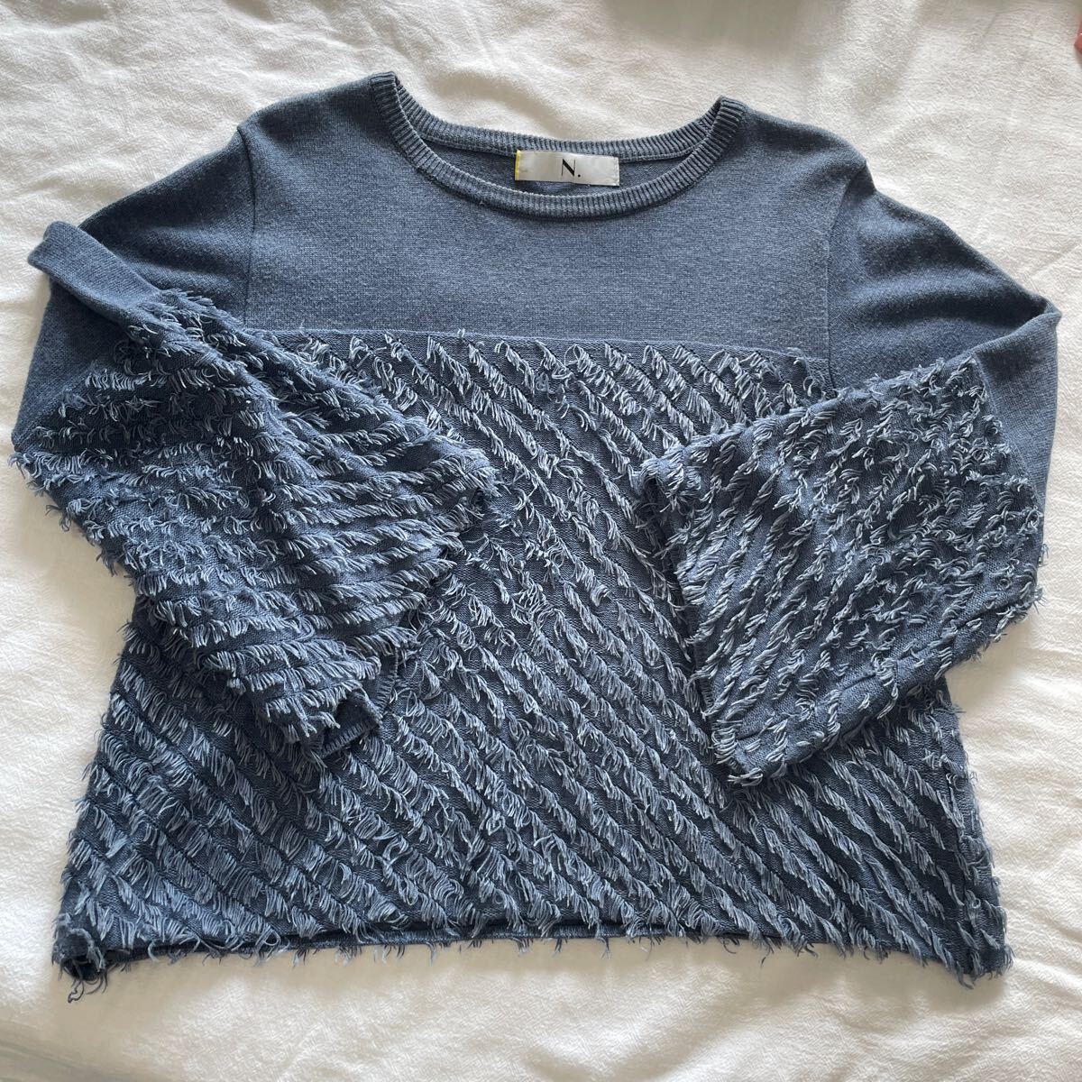 ロングセーター　紺色　ブルー　ブルー　青　レディース　トップス　フリンジ　丸　ネック_画像1