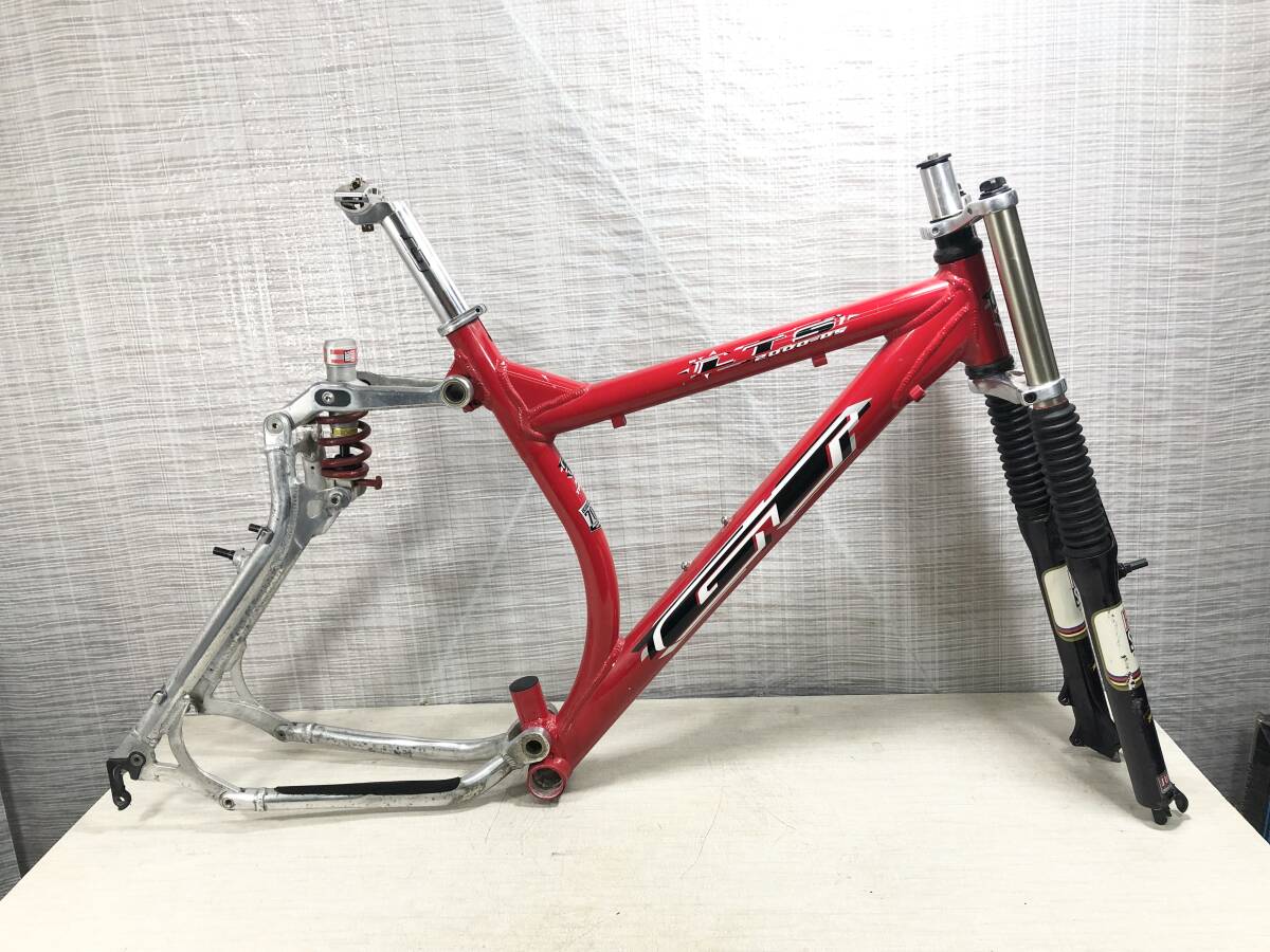 Yahoo!オークション - GT LTS 2000 DS 26インチ MTBフレーム OLD Yahoo!オークション - GT LTS 2000 DS 26インチ MTBフレーム OLD