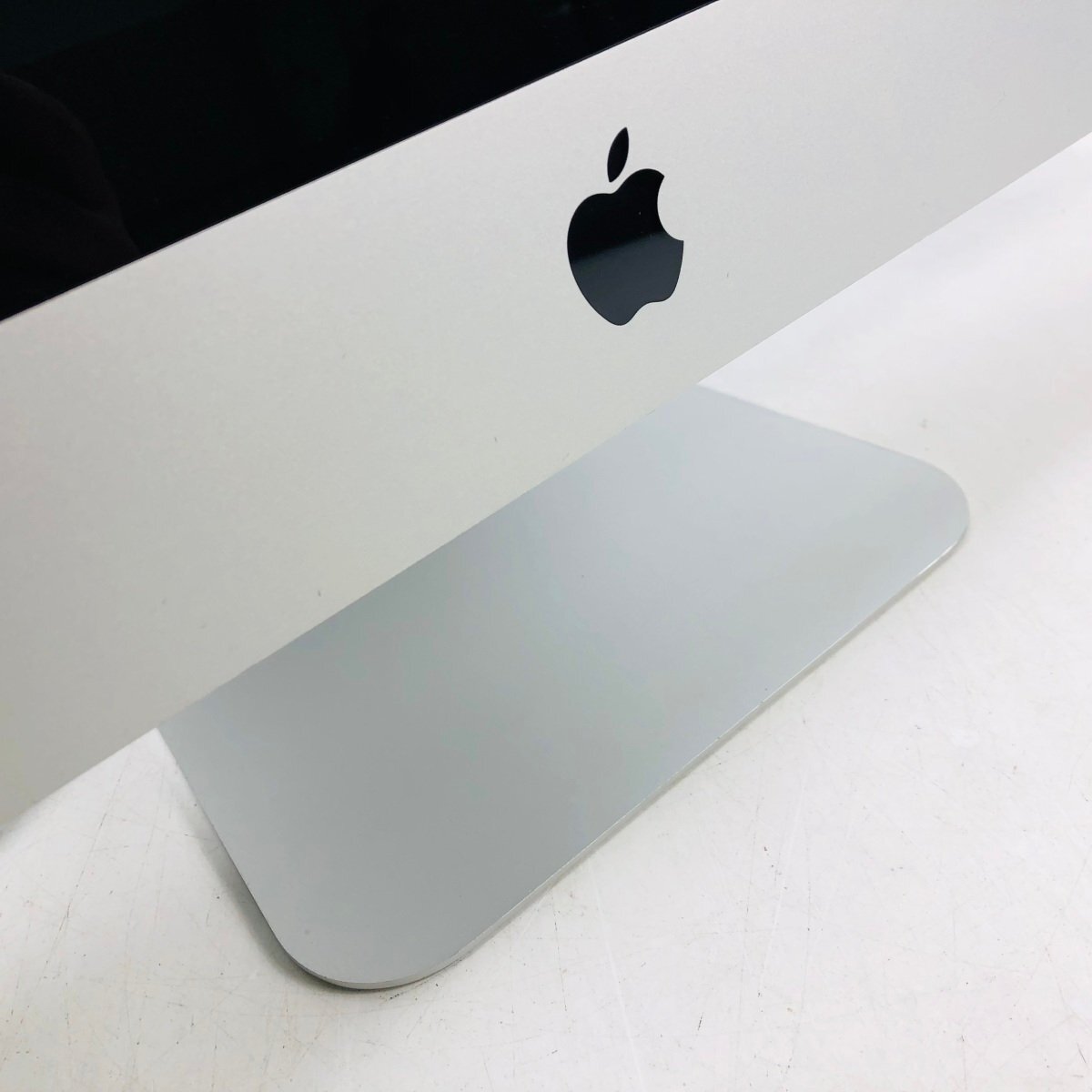 動作確認済み iMac 27インチ (Mid 2011) Core i5 2.7GHz/4GB/1TB 動作確認済み iMac 27インチ (Mid 2011) Core i5 2.7GHz/4GB/1TB