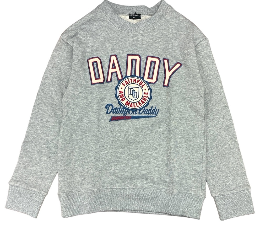 即決★新品タグ付 ダディオダディ daddy oh daddy★刺繍入 裏毛 カレッジ トレーナー★140cm 11-12才目安 ￥3740