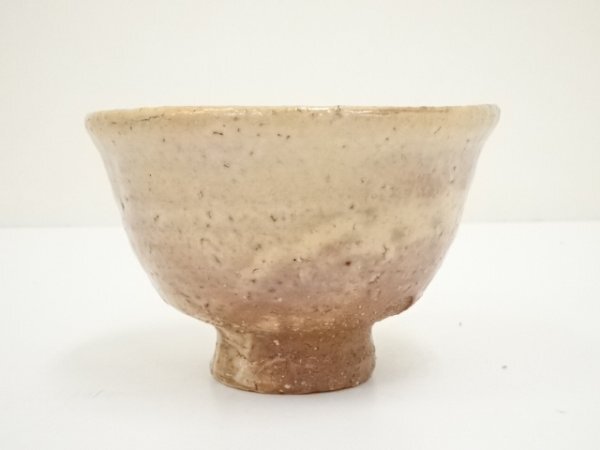 ys7030271; 宗sou 萩焼　松林庵　玉村登陽造　茶碗（共箱）【道】