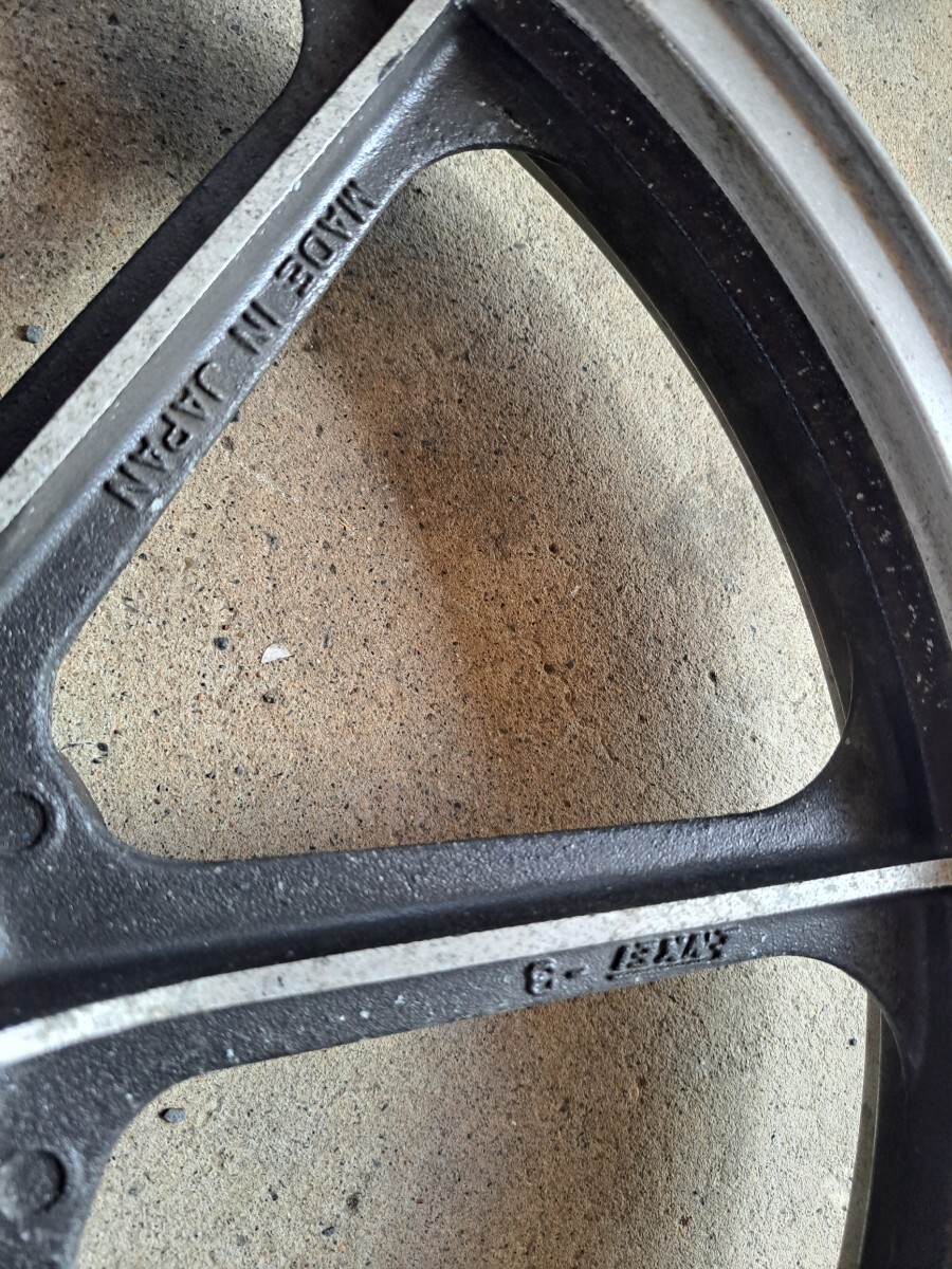 4 カワサキ純正 19インチ 1.85 フロントホイール Z400FX Z550FX Z400J Z750FX Z1000J Z1000R Z1 Z2 KZ900 KZ1000 Z1000MK2 Z1000J Z750D 