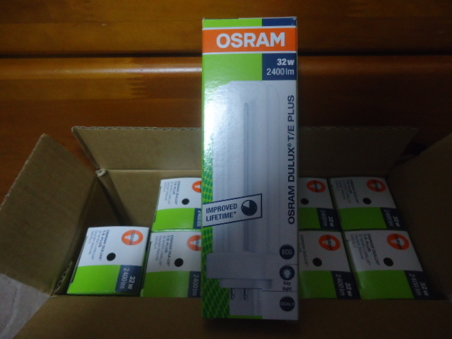 まとめ売り　新品未使用★ オスラム(OSRAM) コンパクト形蛍光ランプ DULUX T/E PLUS 32W/850 昼白色 FHT32EX-N 10個