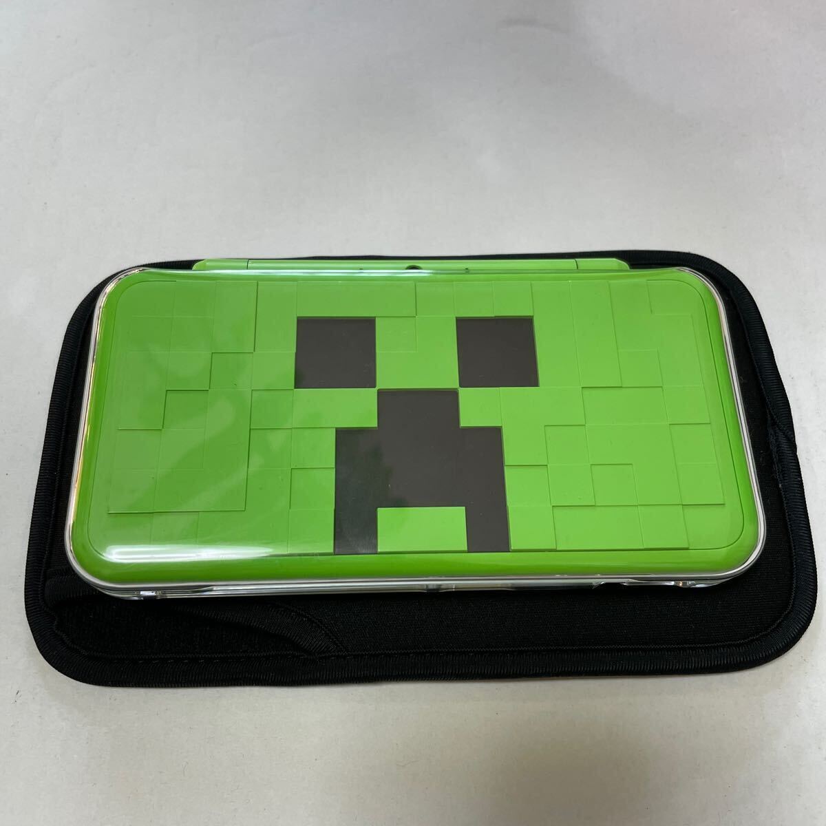 MINECRAFT (マインクラフト) Newニンテンドー2DS LL CREEPER EDITION (クリーパーエディション)