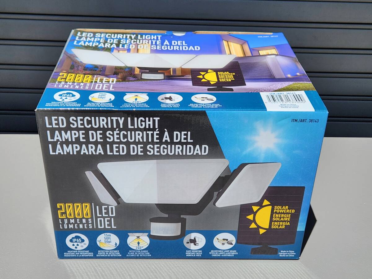 人感センサー ソーラー LED ライト 2000 屋外用