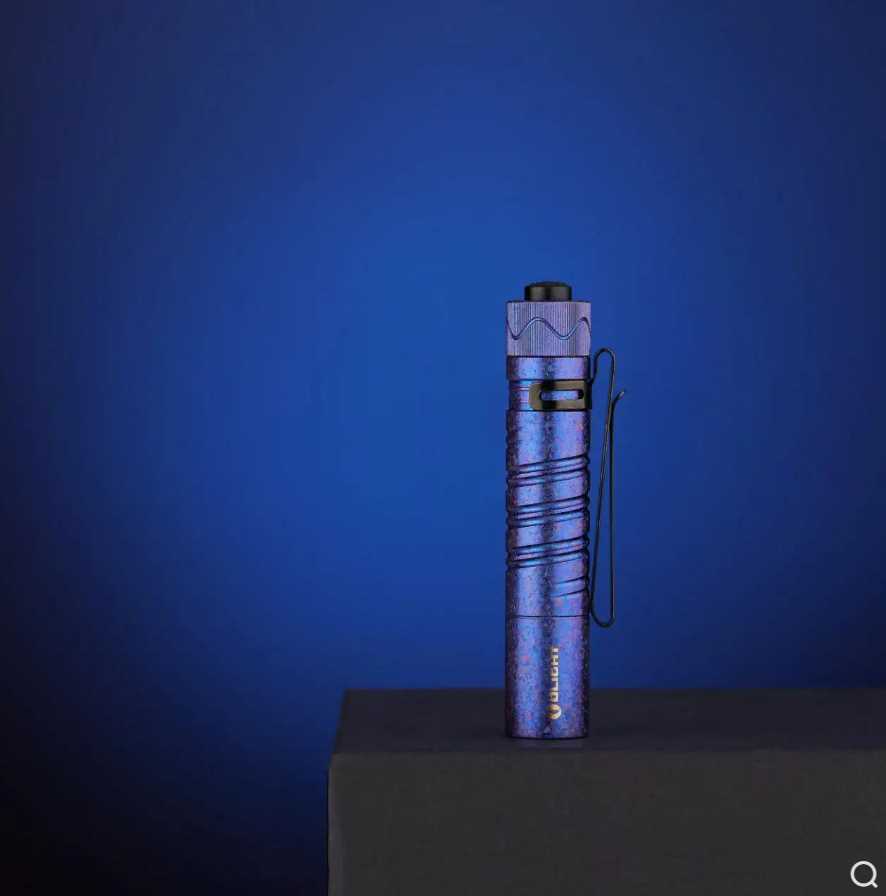 Olight オーライト i5R EOS 充電式 LEDライト Ti 花氷 ハンディ Olight オーライト i5R EOS 充電式 LEDライト Ti 花氷 ハンディ