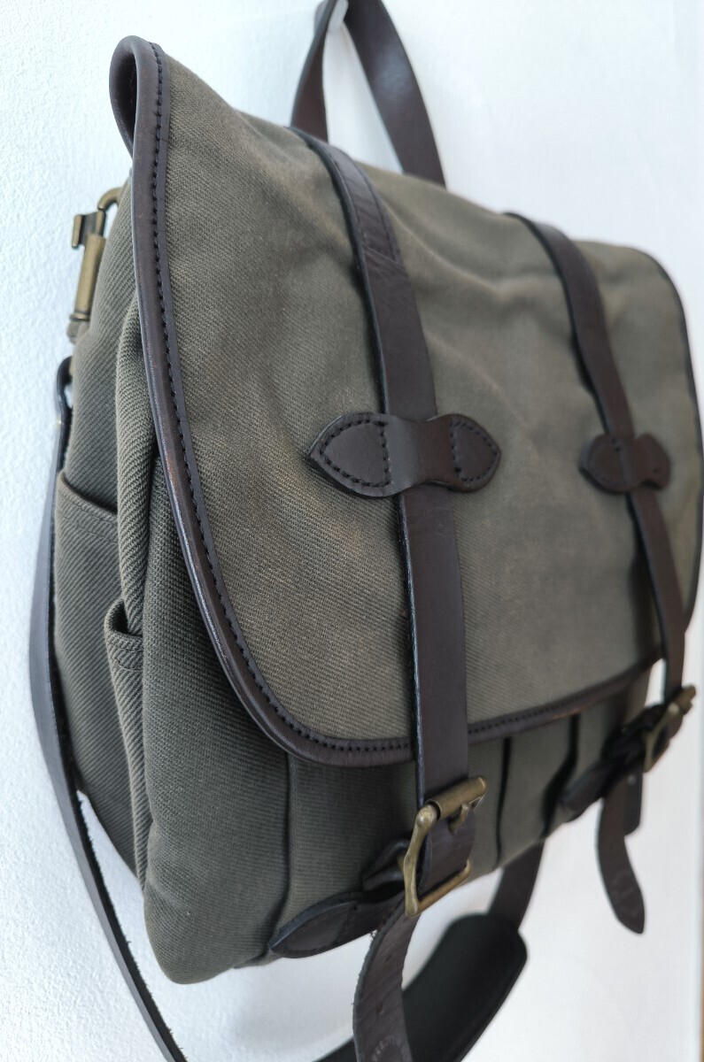 FILSON フィルソン ミディアム フィールド ショルダーバッグ FILSON フィルソン ミディアム フィールド ショルダーバッグ