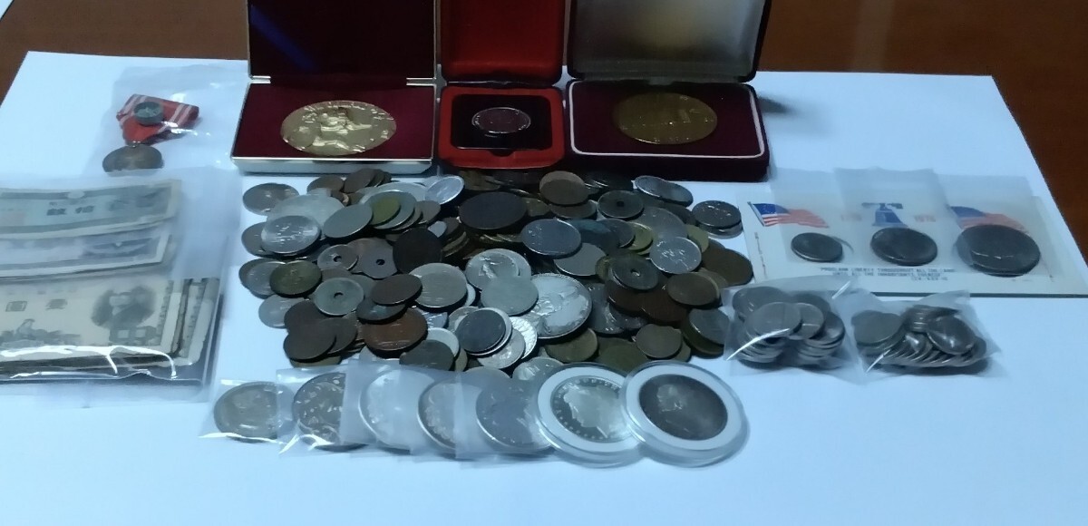 中国銀貨 中華民国開国記念幣 中国古銭 銀貨 重さは26.81g ☆孫文 中華民国十八年 ジャンク 試鋳貨幣 壱元 重量26.81g 古銭