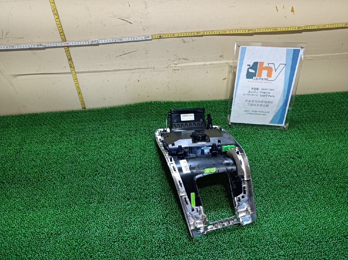 ボルボ センターコンソールコントロールパネル V60 DBA-FB420, 2015 #hyj NSP199122