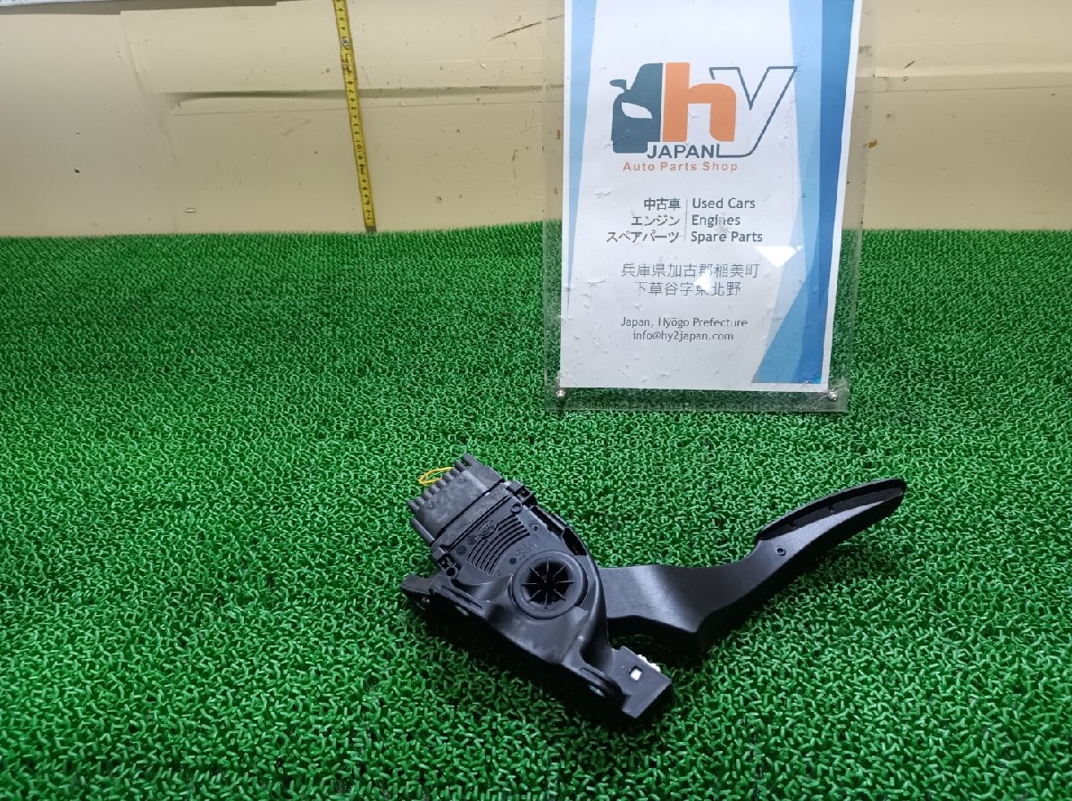 ボルボ アクセルペダル V60 DBA-FB420, 2015 #hyj NSP199147