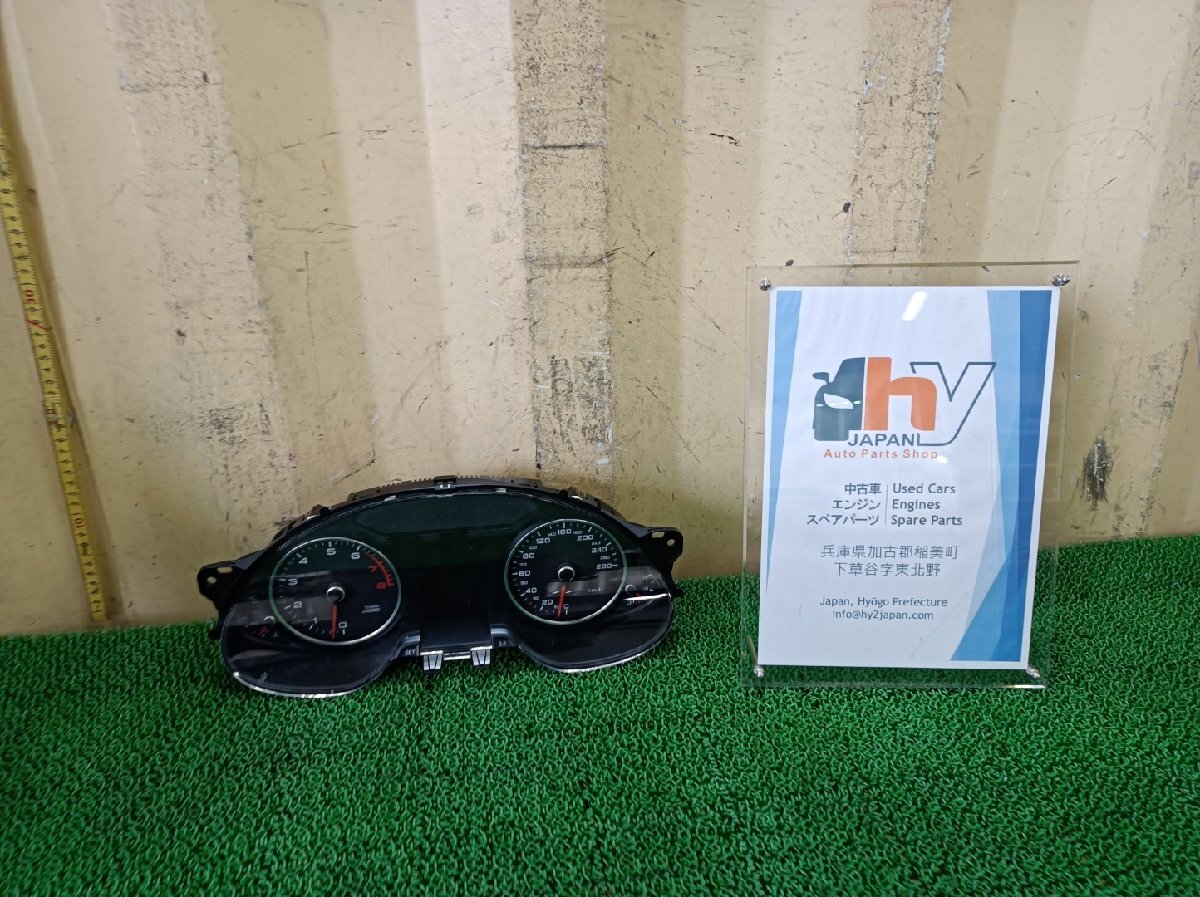 アウディ スピードメーター A4アバント DBA-8KCDNF, 2015 #hyj NSP172736