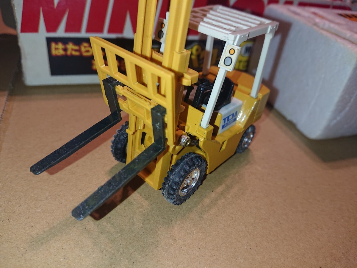 昭和レトロ シンセイ 1/50 TCMフォークリフト - 建設車両、作業 昭和レトロ シンセイ 1/50 TCMフォークリフト - 建設車両、作業