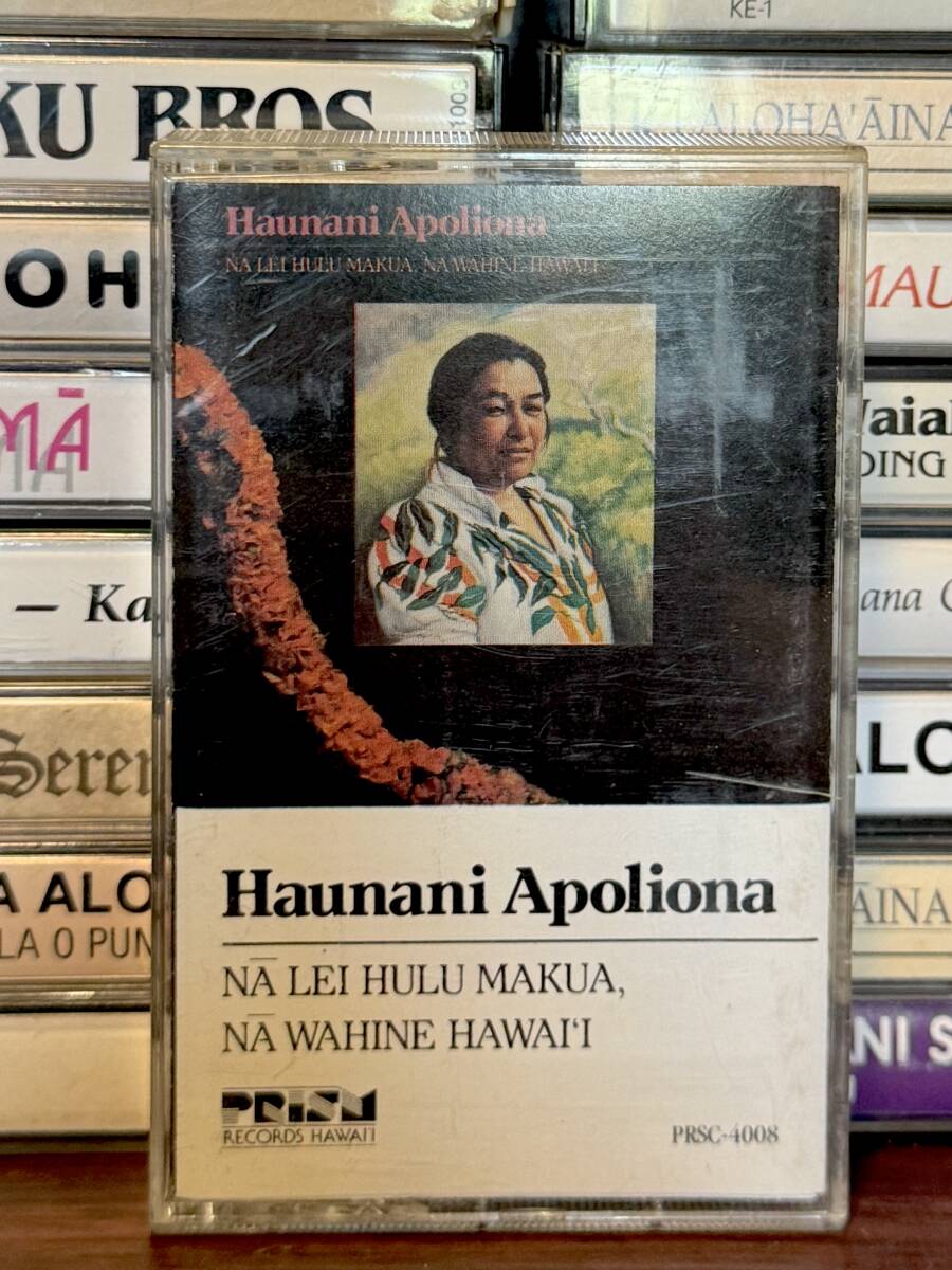 Kiho`alu / Slack key Guitar Mellow Hawaii 　Haunani Apolina/Na Lei Hulu Makua, Na Wahine Hawai`i　ハワイ　カセットテープ