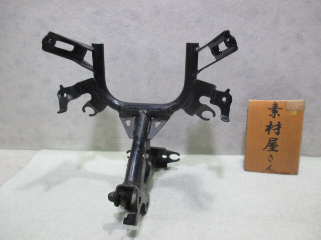 4★YZF-R25用アッパーカウルステー826 純正.RG10J.1WD.'14～'18年.割れ欠けなし.メーターステー.検)YZF-R3.RH07J