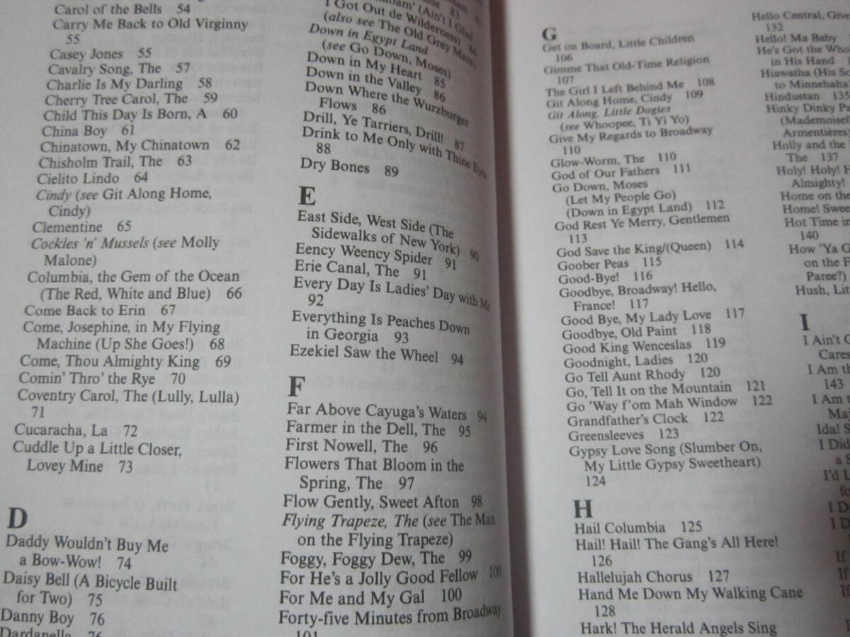 輸入歌詞集　500 Best-Loved Song Lyrics (Dover Song Collections) 洋楽　民謡　讃美歌　軍歌　國(guó)家　ポピュラー　他　